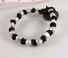 Load image into Gallery viewer, Double barrel knotted Pearl bracelet