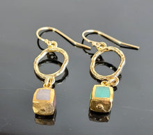 Load image into Gallery viewer, Colors of the sea earrings