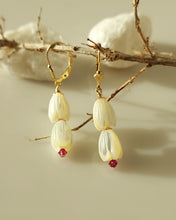 Load image into Gallery viewer, Double bell- Lily of the Valley earrings