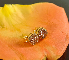 Load image into Gallery viewer, Rose Druzy Earrings