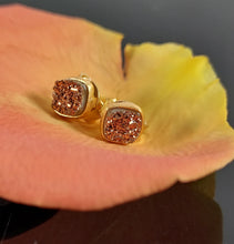 Load image into Gallery viewer, Rose Druzy Earrings