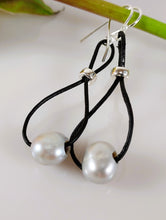 Load image into Gallery viewer, Thin leather and Pearl double infinity loop earrings