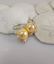Load image into Gallery viewer, Saturn Earrings in Yellow