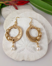 Load image into Gallery viewer, Bronze and Pearl Drop Earrings