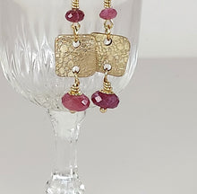 Load image into Gallery viewer, Dance of fire and light earrings