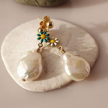 Load image into Gallery viewer, Fresh 1water Pearls in Whitre and hand wire-wrapped to enamel daisy links with 14 karat Gold -filled findings.