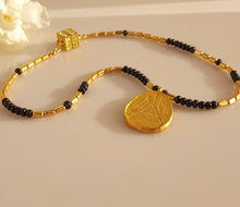 Load image into Gallery viewer, One-of-a-kind Gold and Sapphire necklace.