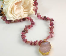 Load image into Gallery viewer, Rosy pink Tourmaline and Drusy Necklace