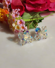 Load image into Gallery viewer, Vintage Swarovski crystal drop earrings bykatejewelry.
