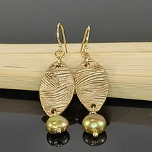 Load image into Gallery viewer, Gold Pearl and Bronze Earrings
